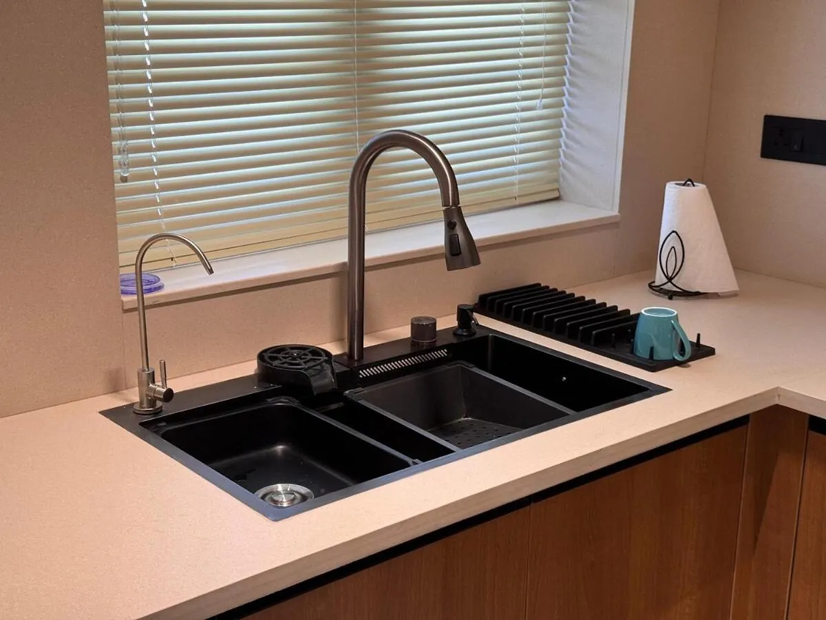 Lägenhet Stay Central Loft Panampilly Kochi Indien